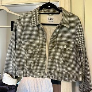 Zara jean jacket!!! MEDIUM